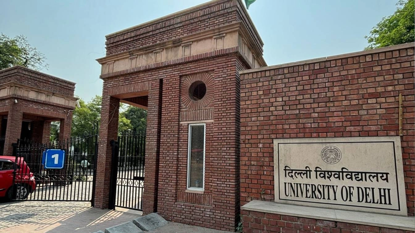 QS World University Ranking 2026: भारतीय यूनिवर्सिटी क्यों पीछे रह जाती हैं?